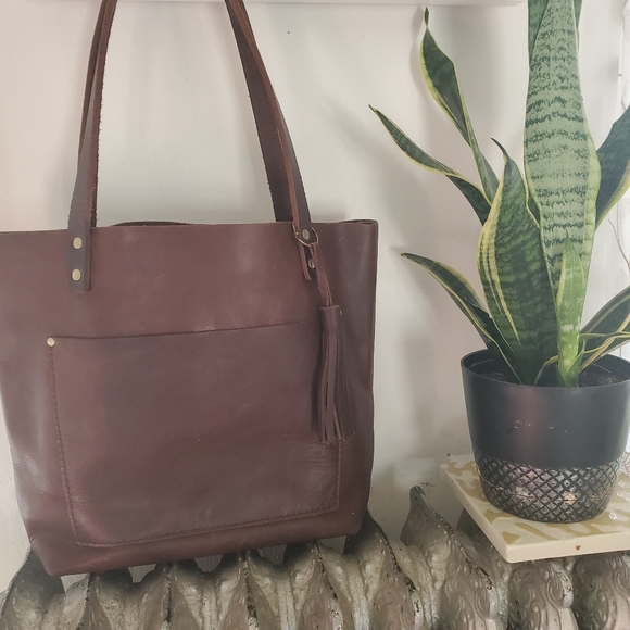 SOLD Portland Leather Goods Classic AP Tote - Picture 3 of 8